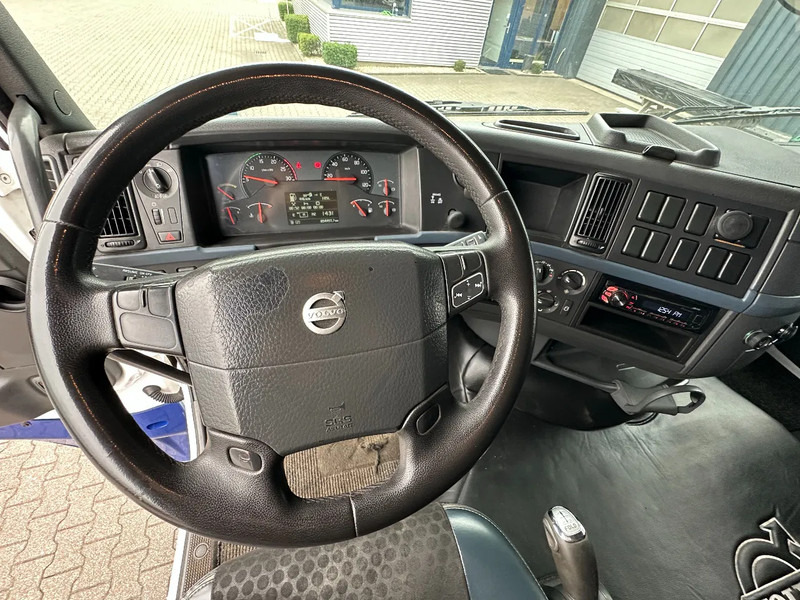 Tracteur routier Volvo FH 400 Globe XL Mega / Full Air / 2 Tank / Euro 5: photos 16 Tracteur routier Volvo FH 400 Globe XL Mega / Full Air / 2 Tank / Euro 5: photos 16