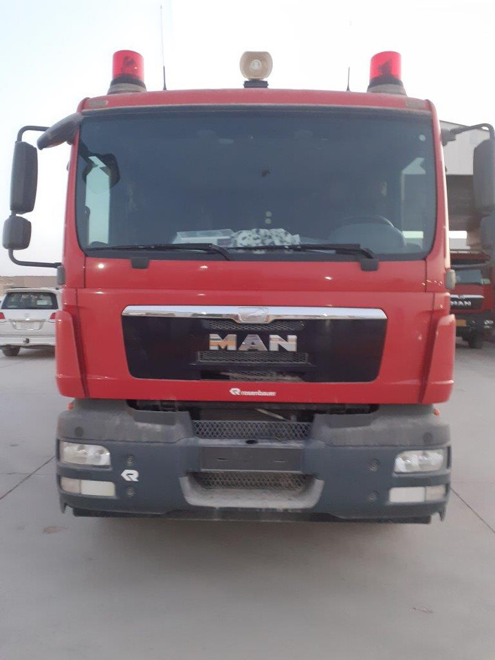 Rosenbauer MAN Mustang TLF 6500/500 - Camion de pompier: photos 2 Rosenbauer MAN Mustang TLF 6500/500 - Camion de pompier: photos 2