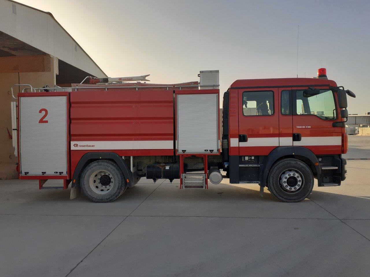 Rosenbauer MAN Mustang TLF 6500/500 - Camion de pompier: photos 3 Rosenbauer MAN Mustang TLF 6500/500 - Camion de pompier: photos 3
