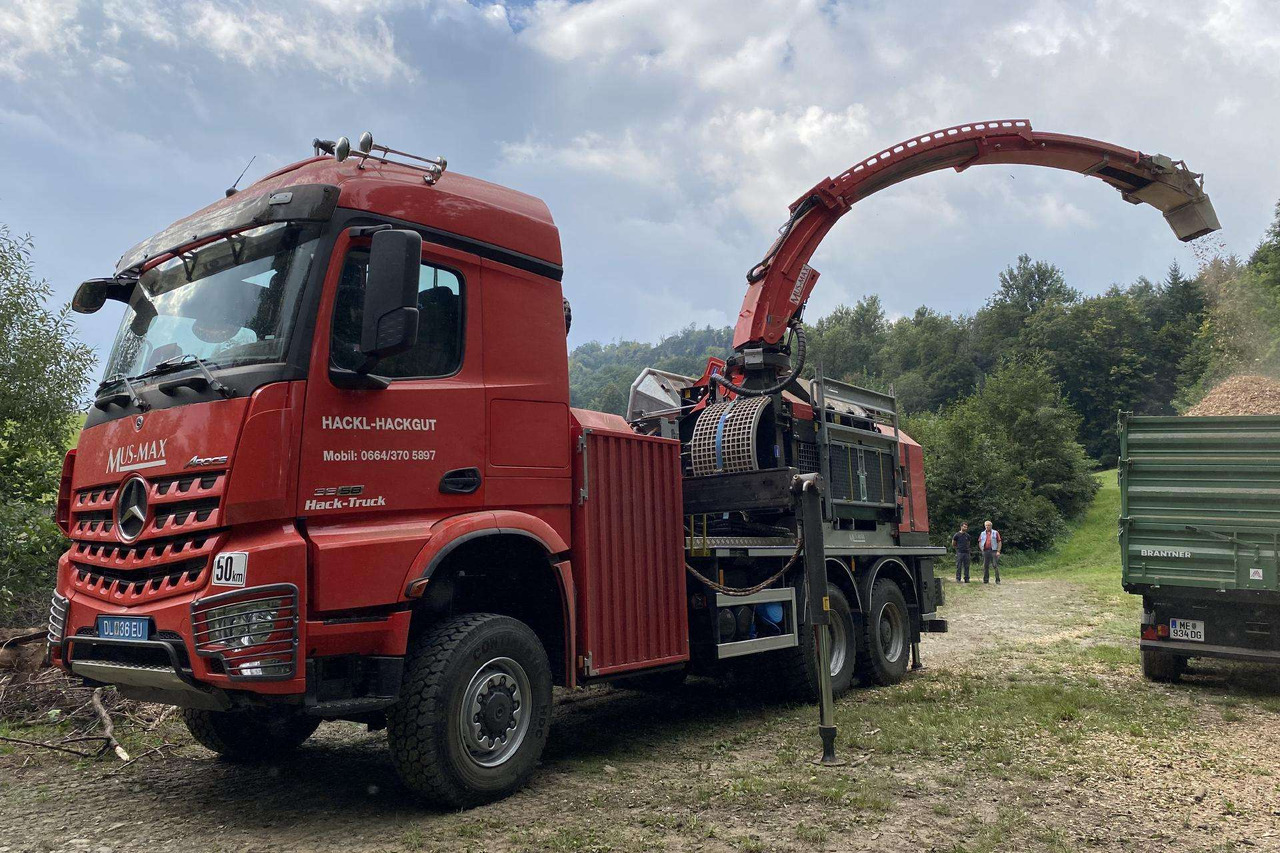 Mercedes MUSMAX WT11 NMV - Broyeur de végétaux, Camion: photos 4 Mercedes MUSMAX WT11 NMV - Broyeur de végétaux, Camion: photos 4