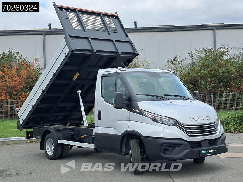 Iveco Daily 35C21 Neu! 3.0L 210PS Automatik Kipper 2025-Modell 3,5t Anhängelast LED ACC Klima CarPlay Euro6 Kieper A/C Cruise control - Utilitaire benne: photos 2 Iveco Daily 35C21 Neu! 3.0L 210PS Automatik Kipper 2025-Modell 3,5t Anhängelast LED ACC Klima CarPlay Euro6 Kieper A/C Cruise control - Utilitaire benne: photos 2
