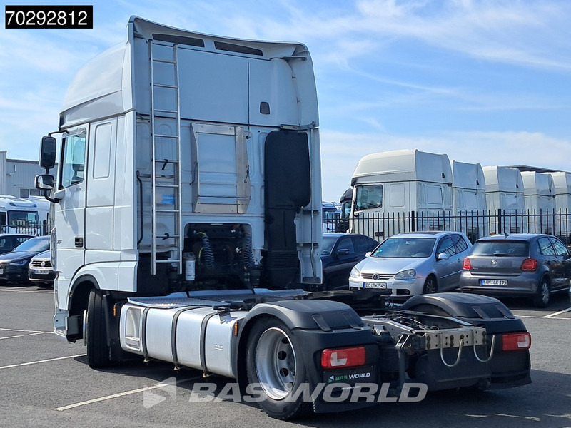 DAF XF 530 4X2 Mega Retarder Standairco ACC Euro 6 - Tracteur routier: photos 2 DAF XF 530 4X2 Mega Retarder Standairco ACC Euro 6 - Tracteur routier: photos 2
