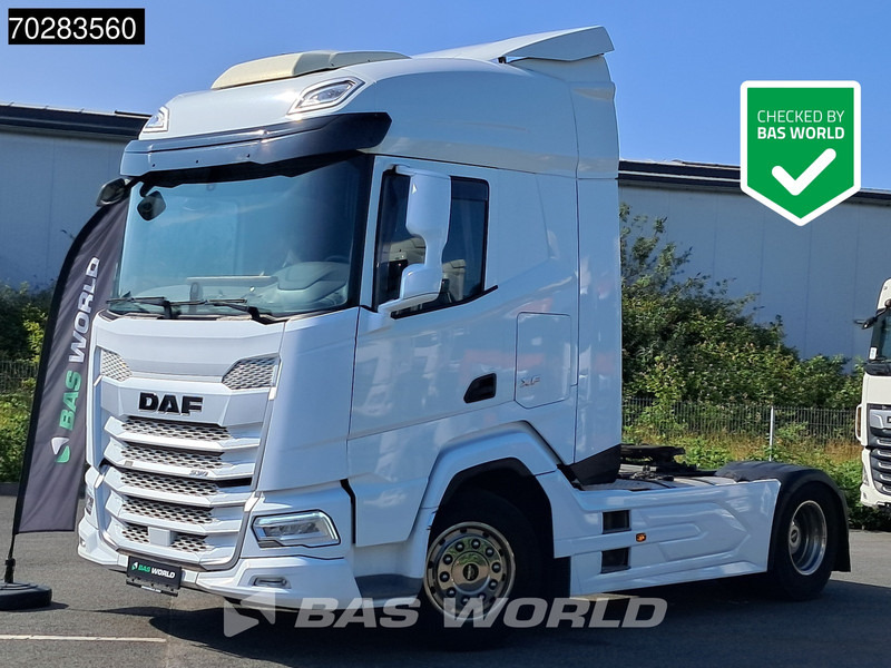 DAF XF 530 4X2 Retarder Standklima 2xTanks Euro 6 - Tracteur routier: photos 1 DAF XF 530 4X2 Retarder Standklima 2xTanks Euro 6 - Tracteur routier: photos 1