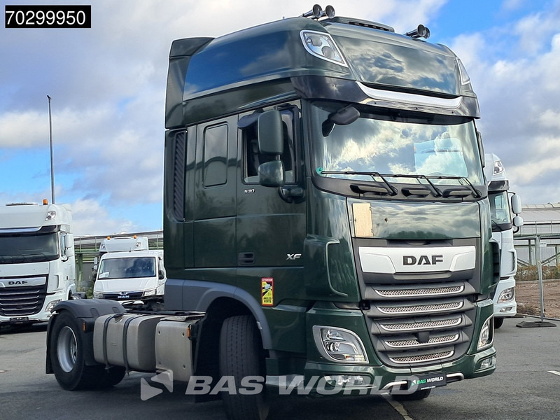 DAF XF 530 4X2 SSC Retarder 2xTanks ACC Standklima Euro 6 - Tracteur routier: photos 3 DAF XF 530 4X2 SSC Retarder 2xTanks ACC Standklima Euro 6 - Tracteur routier: photos 3
