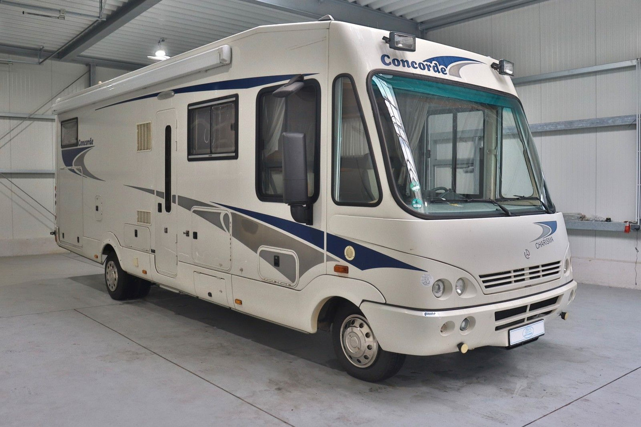 Concorde Charisma I 880 F/Automatik/Festbett/Klima/Solar Concorde Charisma I 880 F/Automatik/Festbett/Klima/Solar - Camping-car intégral: photos 2 Concorde Charisma I 880 F/Automatik/Festbett/Klima/Solar Concorde Charisma I 880 F/Automatik/Festbett/Klima/Solar - Camping-car intégral: photos 2