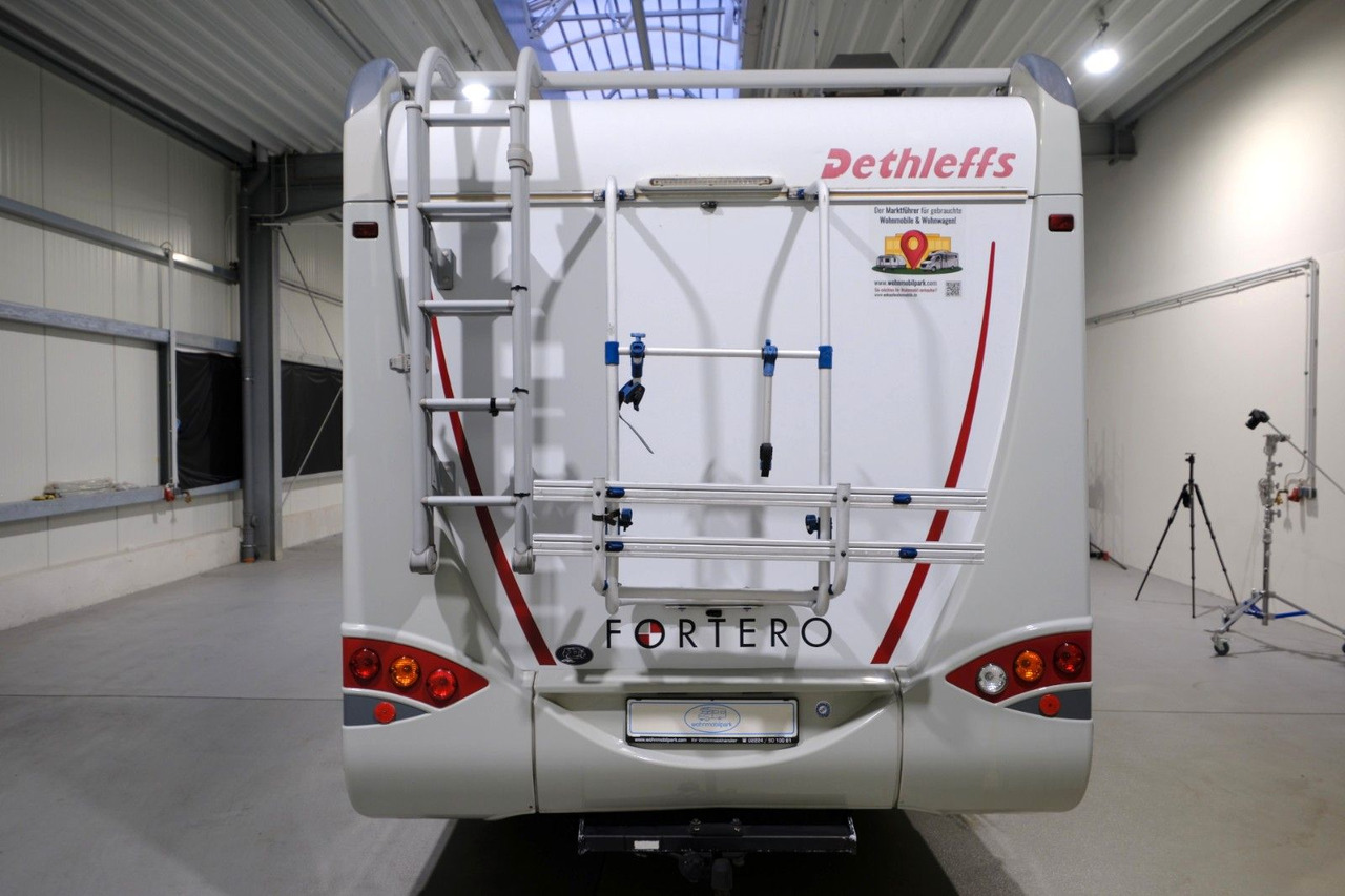Dethleffs Fortero H 6945/Festbett/Klima/Solar/Markise/AHK - Camping-car profilé: photos 3 Dethleffs Fortero H 6945/Festbett/Klima/Solar/Markise/AHK - Camping-car profilé: photos 3