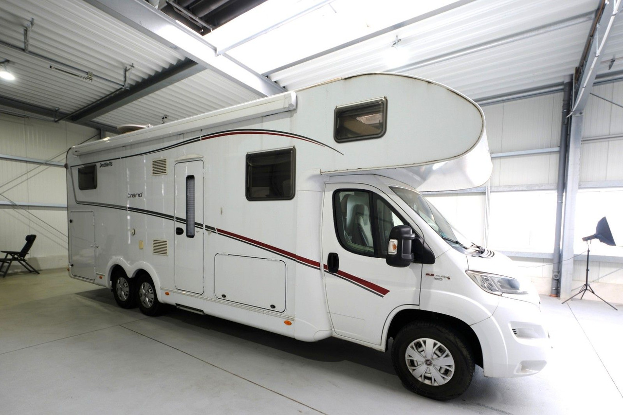 Dethleffs Trend A 7877-2/Automatik/Festbett/2xKlima/Solar - Camping-car capucine: photos 2 Dethleffs Trend A 7877-2/Automatik/Festbett/2xKlima/Solar - Camping-car capucine: photos 2