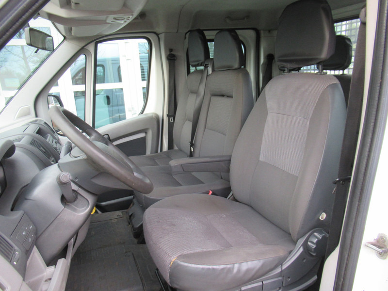 Utilitaire plateau, Utilitaire double cabine Citroën Jumper 33 L2 2.2HDI 120 DOKA Dubbelcabine PickUp Openlaadbak: photos 7 Utilitaire plateau, Utilitaire double cabine Citroën Jumper 33 L2 2.2HDI 120 DOKA Dubbelcabine PickUp Openlaadbak: photos 7