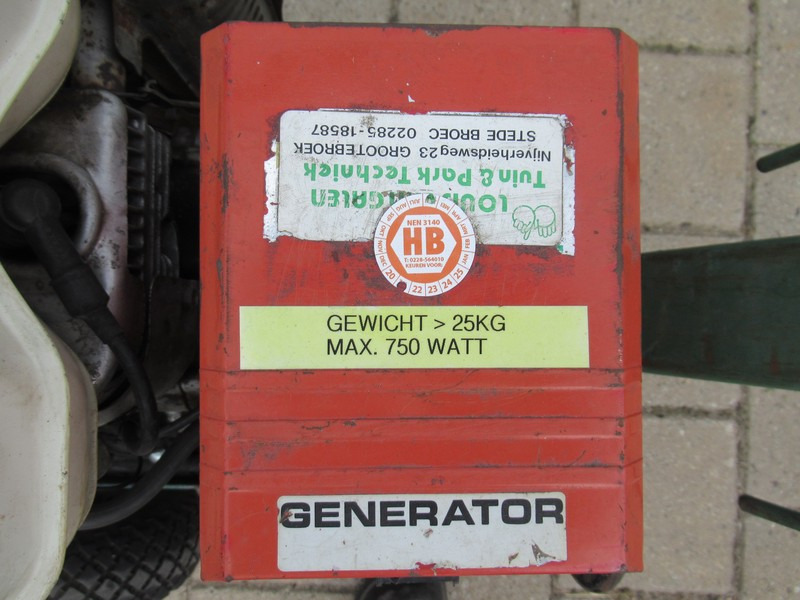 Honda Aggregaat 750 Generator 750W / 220V - Groupe électrogène: photos 3 Honda Aggregaat 750 Generator 750W / 220V - Groupe électrogène: photos 3