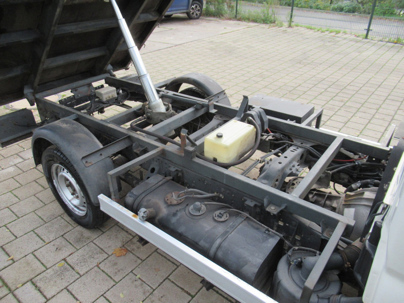 Utilitaire benne Toyota Dyna 100 3.0 D-4D 80KW Comfort Veegvuilkipper Tipper: photos 12 Utilitaire benne Toyota Dyna 100 3.0 D-4D 80KW Comfort Veegvuilkipper Tipper: photos 12