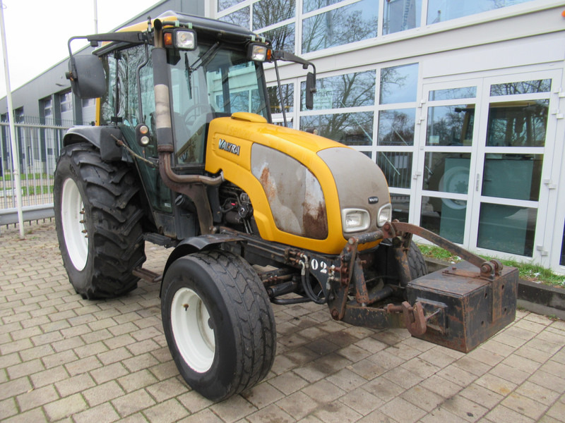 Valtra A75 4x2 + Fronthef VALMET - Tracteur agricole: photos 3 Valtra A75 4x2 + Fronthef VALMET - Tracteur agricole: photos 3