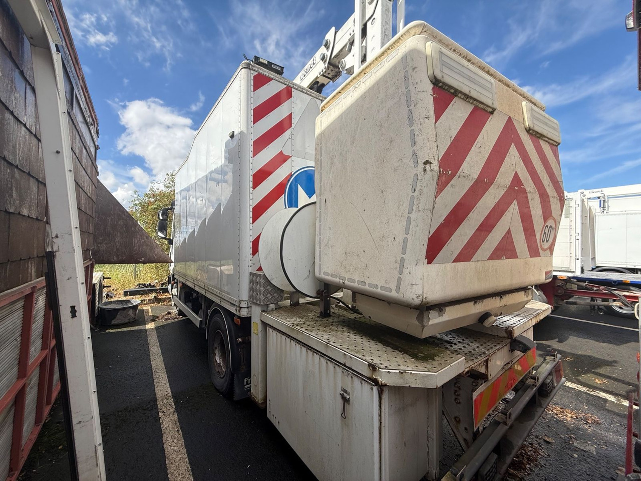 Iveco Eurocargo 120E18 E5/15m/Comet 151TAL - Camion avec nacelle: photos 3 Iveco Eurocargo 120E18 E5/15m/Comet 151TAL - Camion avec nacelle: photos 3