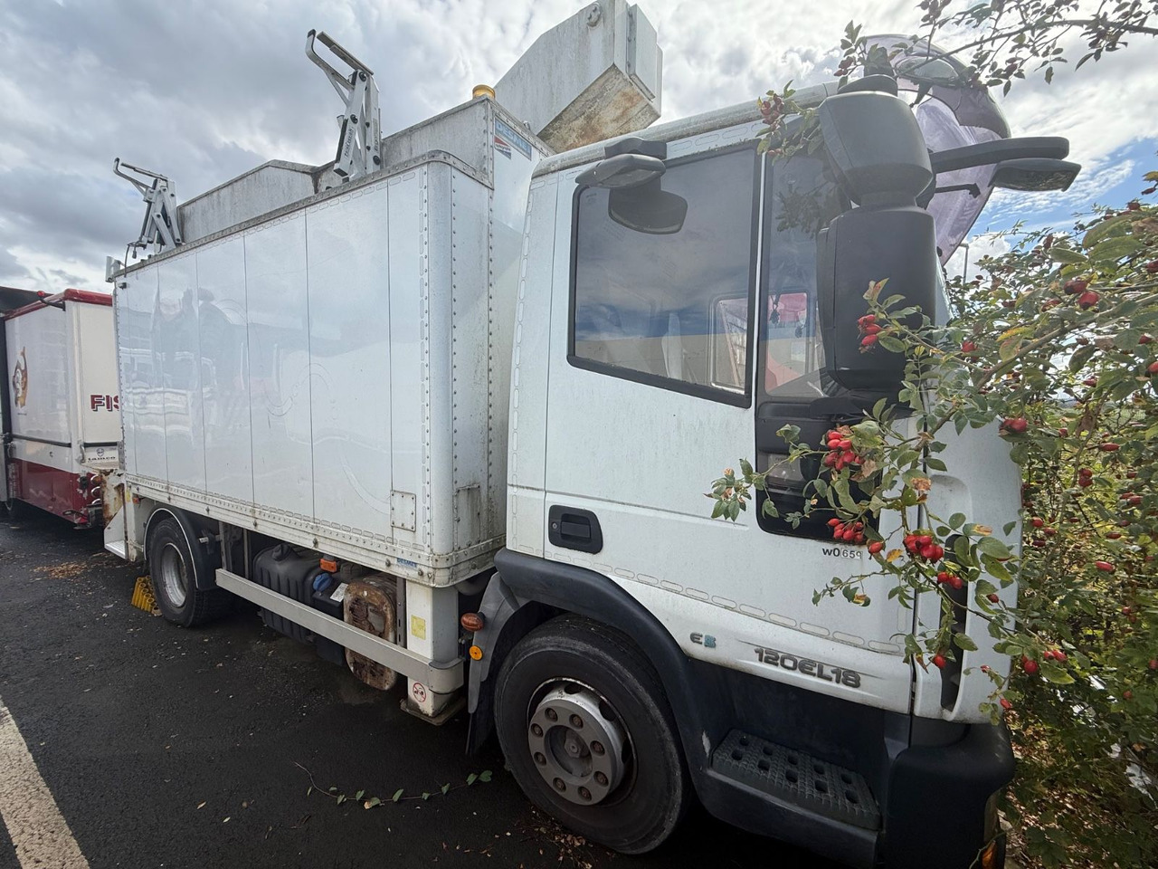Iveco Eurocargo 120E18 E5/15m/Comet 151TAL - Camion avec nacelle: photos 1 Iveco Eurocargo 120E18 E5/15m/Comet 151TAL - Camion avec nacelle: photos 1
