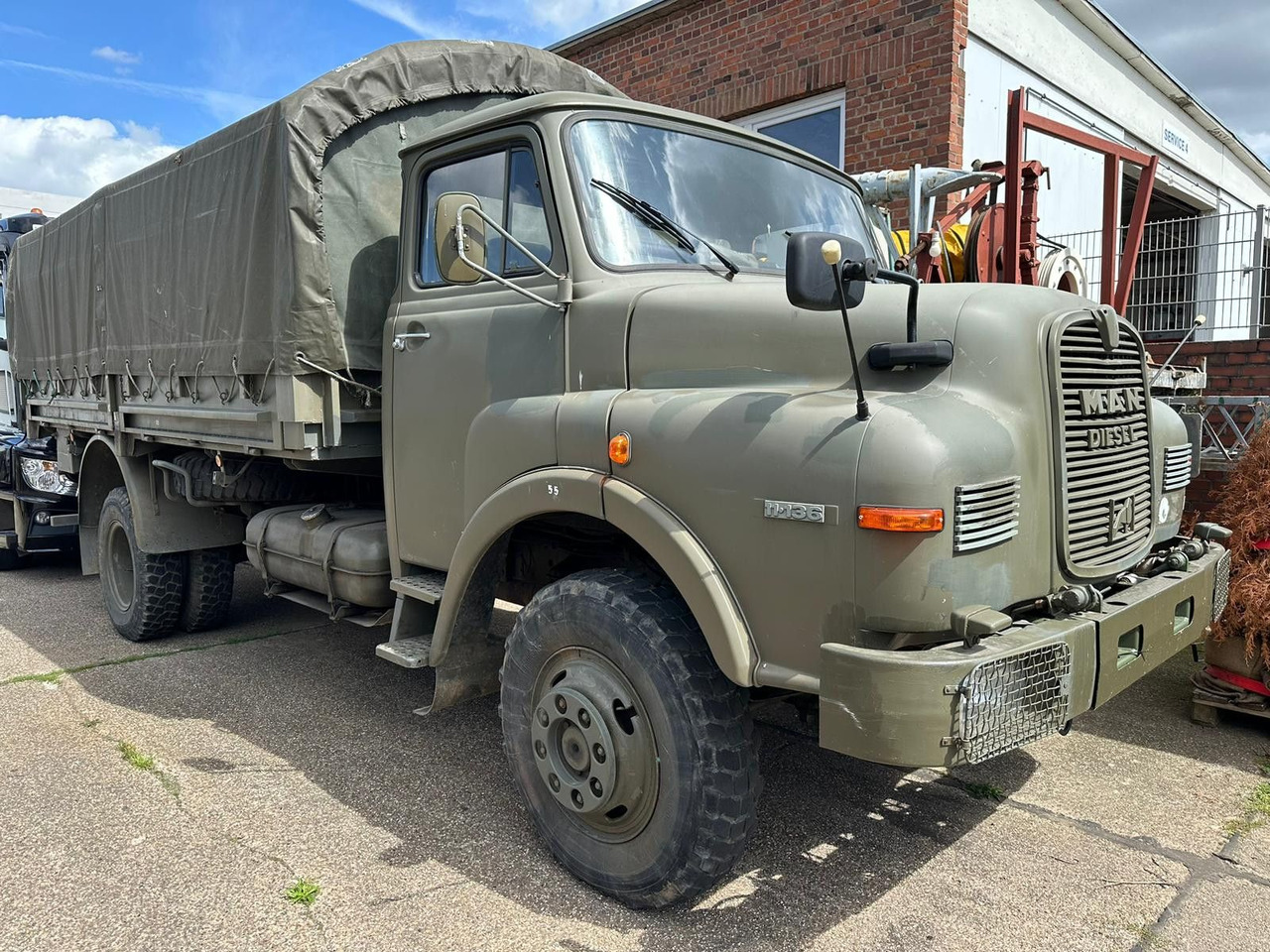 MAN 11.136 HA 4X4*H-zul.*schön*ex belg. Armee - Utilitaire rideaux coulissants (PLSC): photos 1 MAN 11.136 HA 4X4*H-zul.*schön*ex belg. Armee - Utilitaire rideaux coulissants (PLSC): photos 1