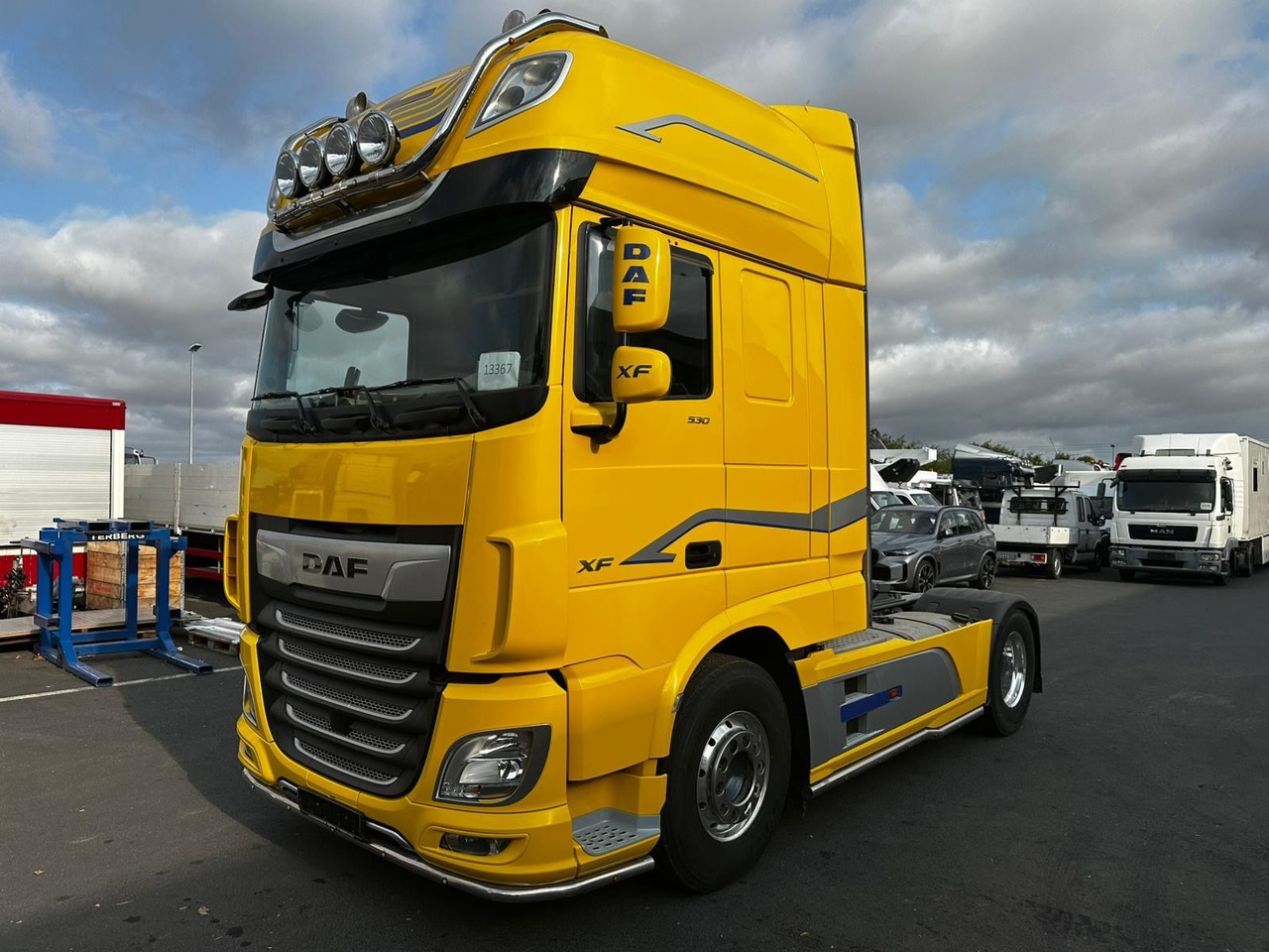 DAF XF 530/Intarder/2-K-Hydraulik/Luft-Luft/SCC - Tracteur routier: photos 1 DAF XF 530/Intarder/2-K-Hydraulik/Luft-Luft/SCC - Tracteur routier: photos 1