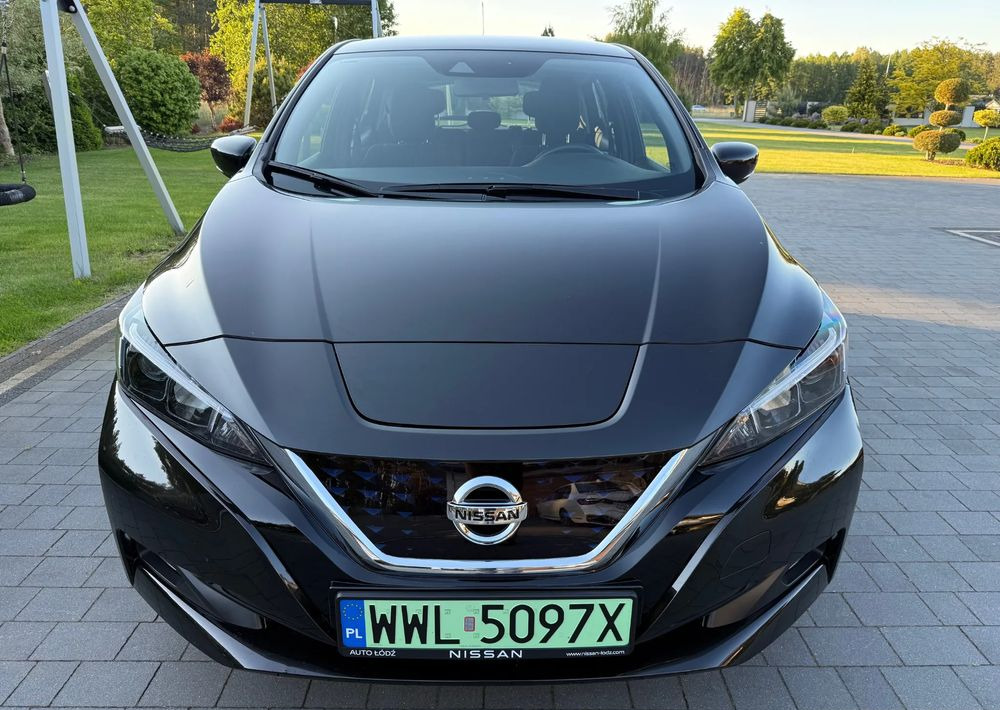 Nissan Leaf 40kWh Acenta - Voiture: photos 2 Nissan Leaf 40kWh Acenta - Voiture: photos 2