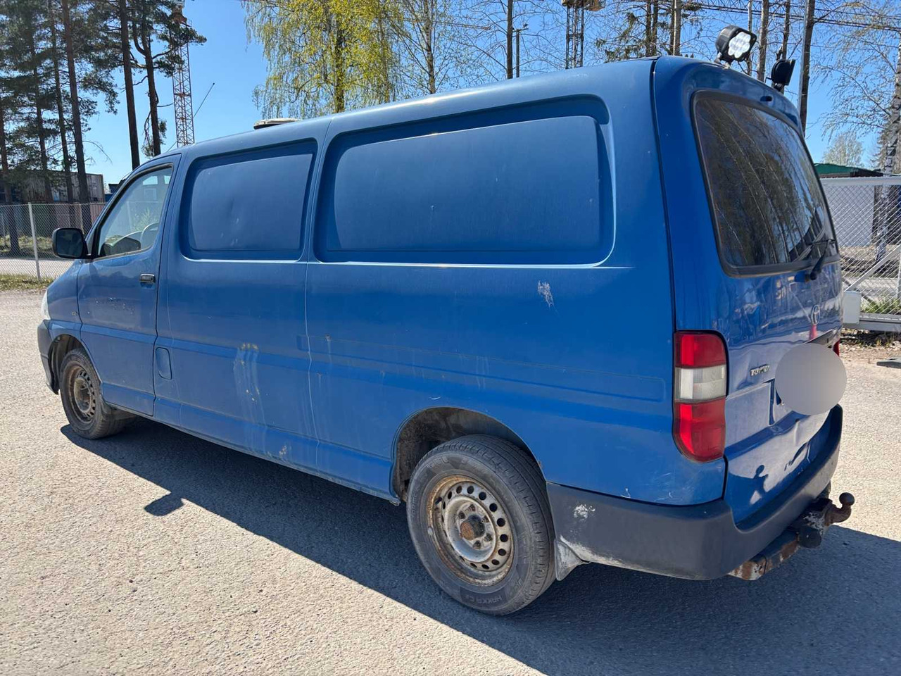 Van Toyota Hiace 2.5TD - Autre matériel: photos 3 Van Toyota Hiace 2.5TD - Autre matériel: photos 3