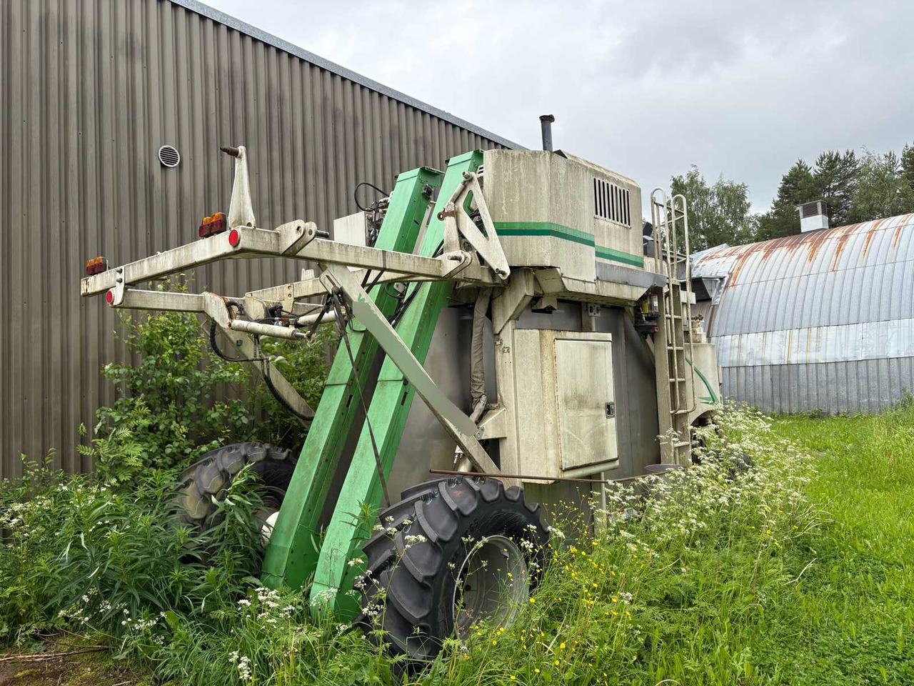 Fruit picking machine Joonas FH - Matériel de récolte: photos 1 Fruit picking machine Joonas FH - Matériel de récolte: photos 1