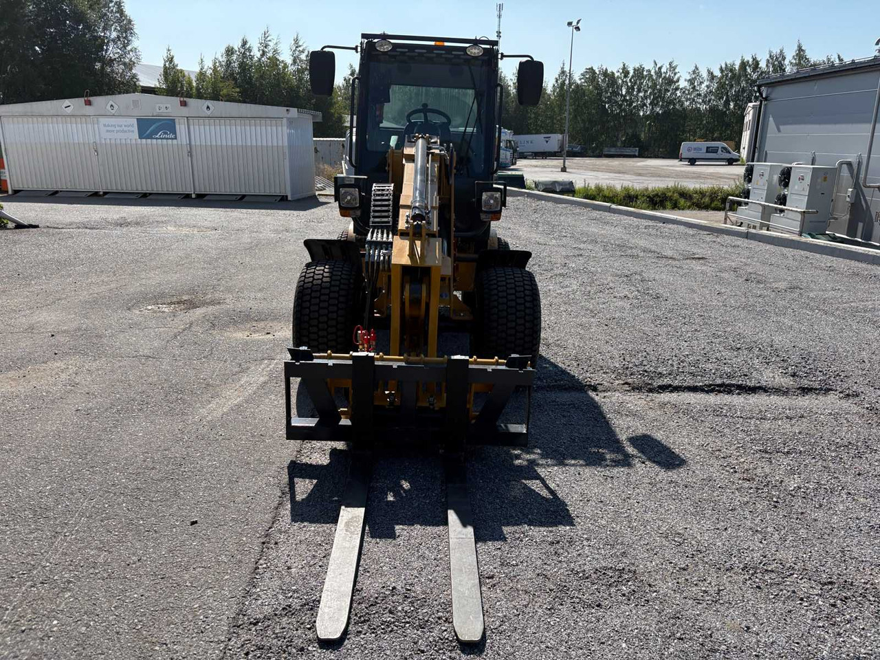Wheel loader Berger Kraus 810T - Chargeuse sur pneus télescopique: photos 2 Wheel loader Berger Kraus 810T - Chargeuse sur pneus télescopique: photos 2