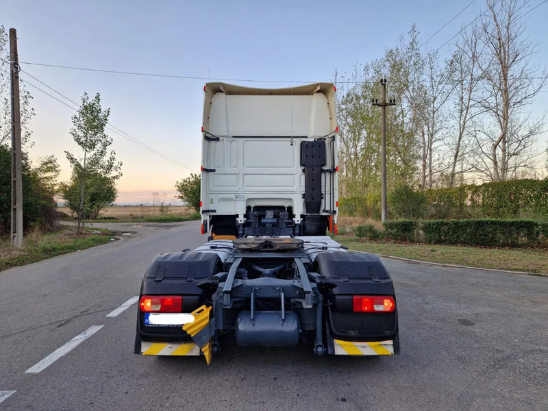 DAF XF 105.460 Manual - Tracteur portuaire: photos 5 DAF XF 105.460 Manual - Tracteur portuaire: photos 5