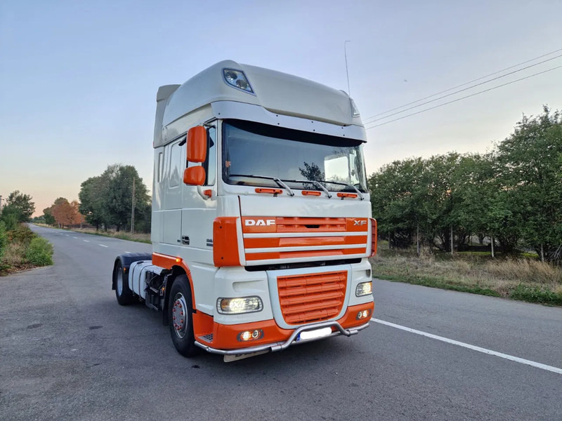 DAF XF 105.460 Manual - Tracteur portuaire: photos 3 DAF XF 105.460 Manual - Tracteur portuaire: photos 3