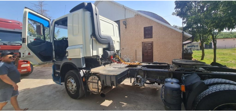 DAF CF 85.430 - Tracteur routier: photos 4 DAF CF 85.430 - Tracteur routier: photos 4