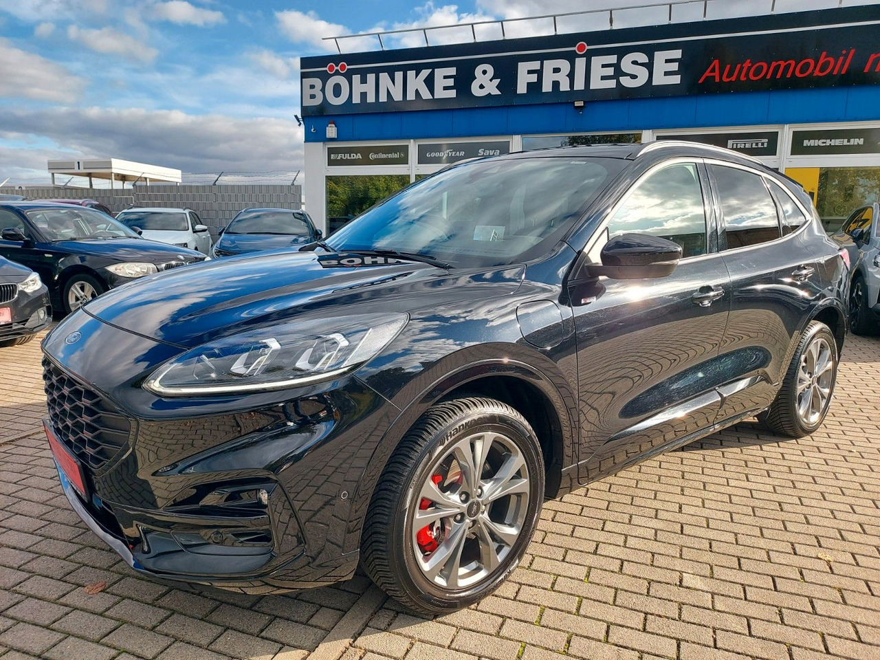 Ford Kuga Plug-In Hybrid ST-Line X ACC Assist 360° - SUV: photos 4 Ford Kuga Plug-In Hybrid ST-Line X ACC Assist 360° - SUV: photos 4
