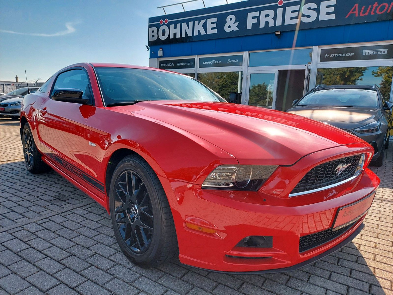 Ford Mustang 3.7 Automatik Xenon el. Sitze - Voiture: photos 1 Ford Mustang 3.7 Automatik Xenon el. Sitze - Voiture: photos 1