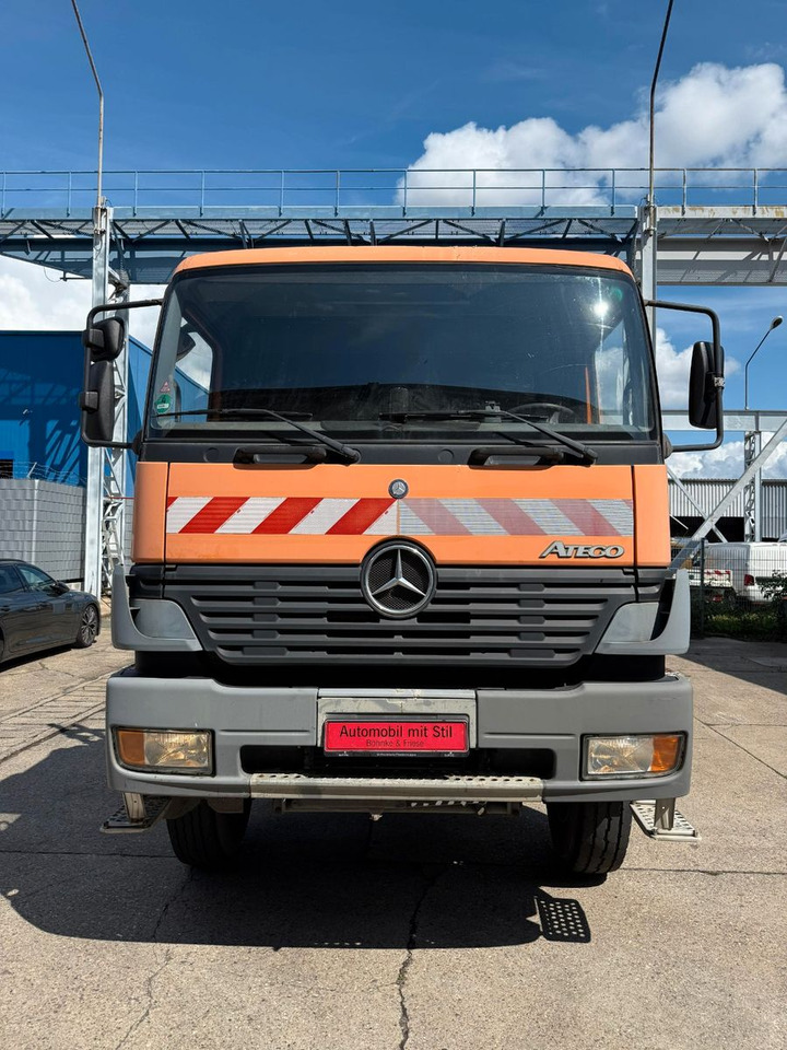 Mercedes-Benz ATEGO 1828 4X4 MEILER + HIAB KRAN 144 FS-3 - Camion benne, Camion grue: photos 4 Mercedes-Benz ATEGO 1828 4X4 MEILER + HIAB KRAN 144 FS-3 - Camion benne, Camion grue: photos 4