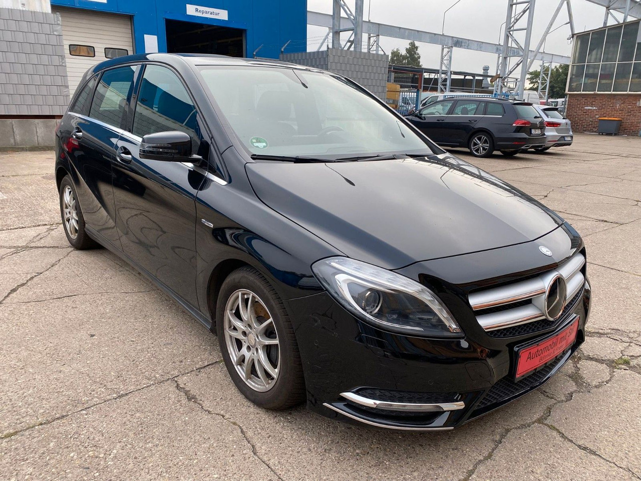 Mercedes-Benz B 180 B -Klasse B 180 Autom. Xenon Navi - Berline: photos 3 Mercedes-Benz B 180 B -Klasse B 180 Autom. Xenon Navi - Berline: photos 3
