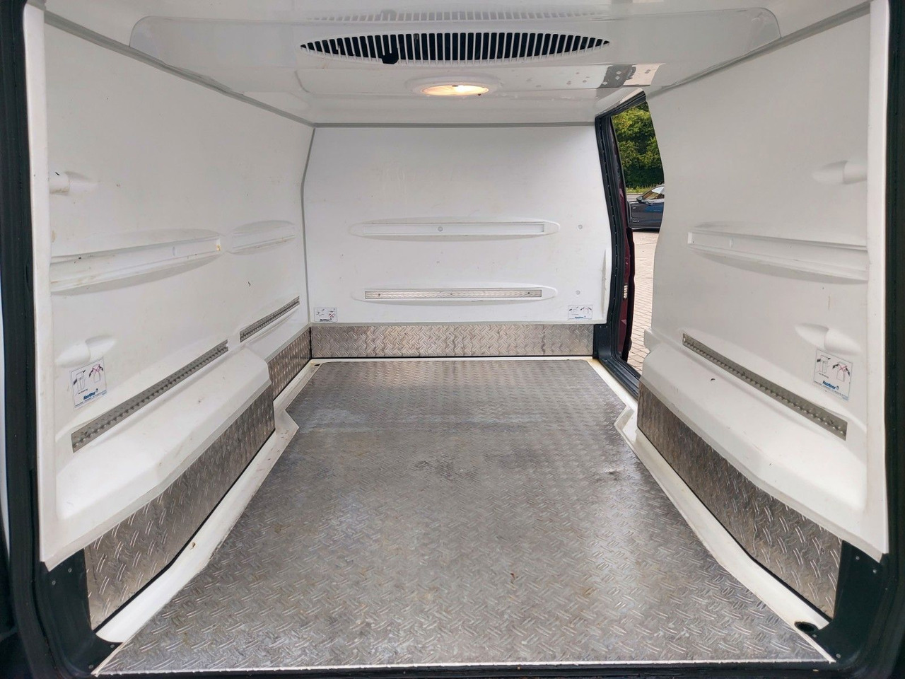 Mercedes-Benz Vito 116 CDI Lang Kühler Cooler KERSTNER 220V - Utilitaire frigorifique: photos 3 Mercedes-Benz Vito 116 CDI Lang Kühler Cooler KERSTNER 220V - Utilitaire frigorifique: photos 3