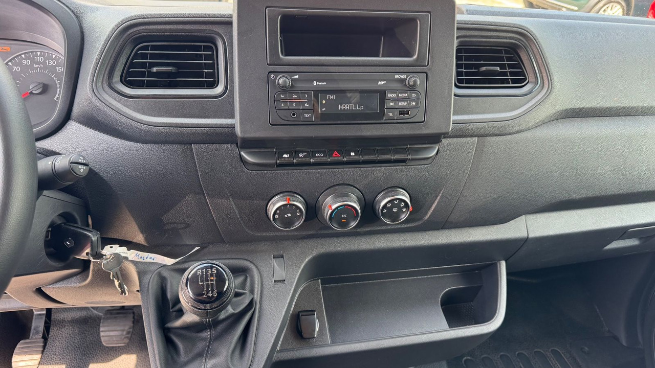 Renault Master III Kasten L3H2 HKa 3,5t 7 Sitzer 1. Hand - Transport de personnes: photos 4 Renault Master III Kasten L3H2 HKa 3,5t 7 Sitzer 1. Hand - Transport de personnes: photos 4