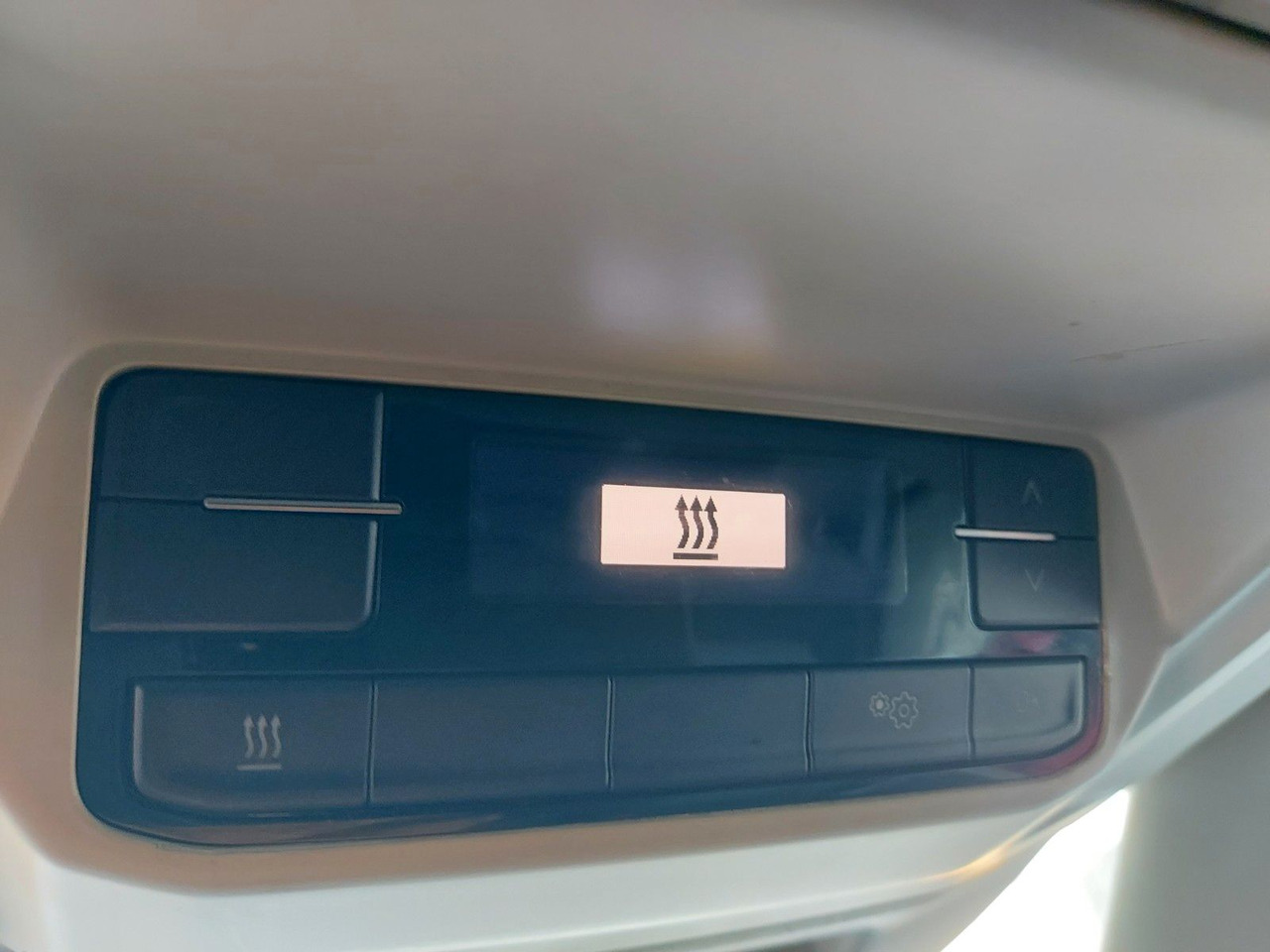 Volkswagen Crafter Kasten 35 lang Hochdach 4MOTION Maxi - Transport de personnes: photos 3 Volkswagen Crafter Kasten 35 lang Hochdach 4MOTION Maxi - Transport de personnes: photos 3