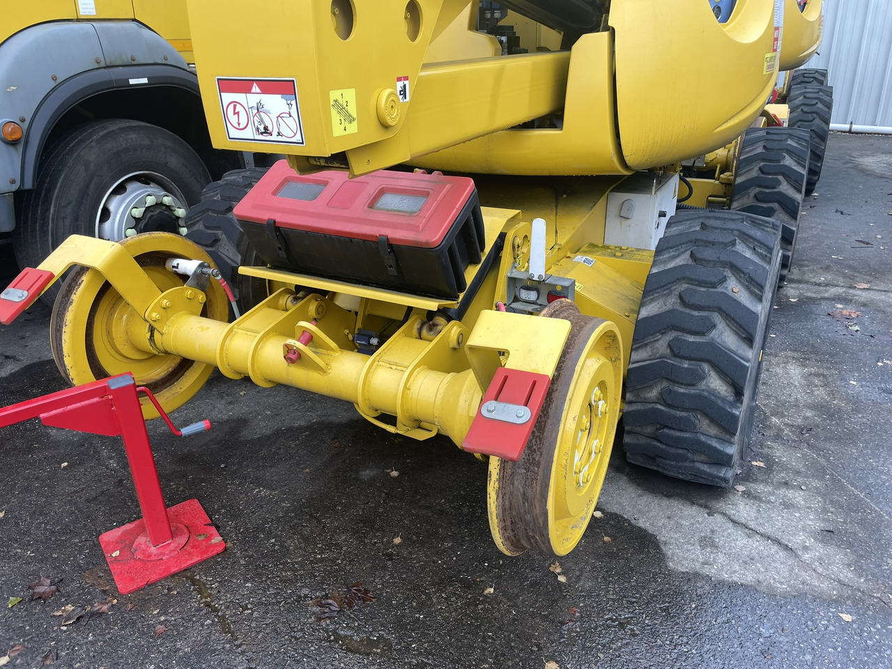 HAULOTTE Neotec - Nacelle articulée: photos 2 HAULOTTE Neotec - Nacelle articulée: photos 2