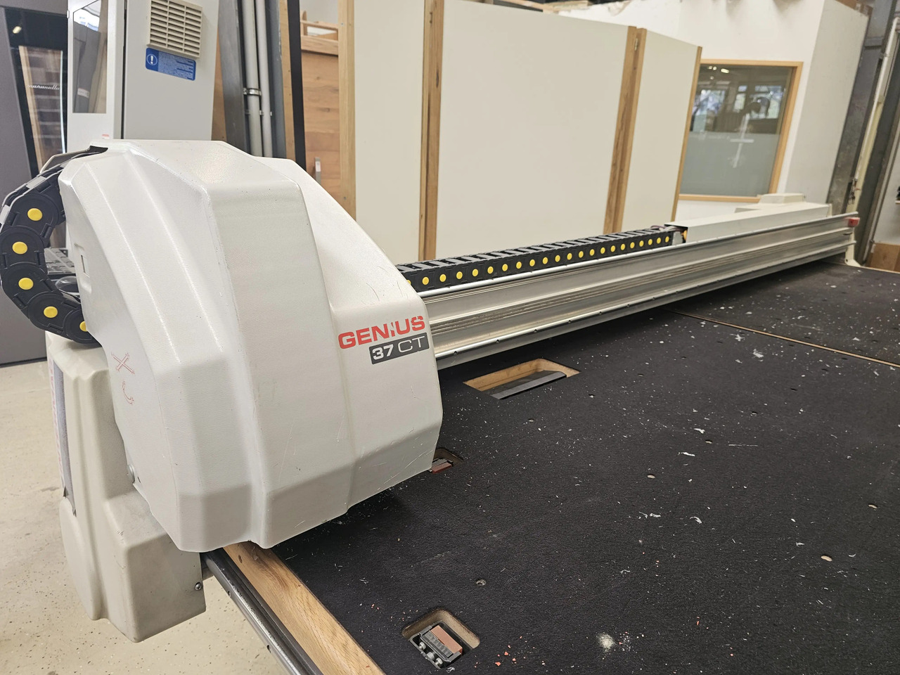 1 Stk. CNC Glasplatten Schneideanlage (Intermac) - Machine-outil: photos 5 1 Stk. CNC Glasplatten Schneideanlage (Intermac) - Machine-outil: photos 5