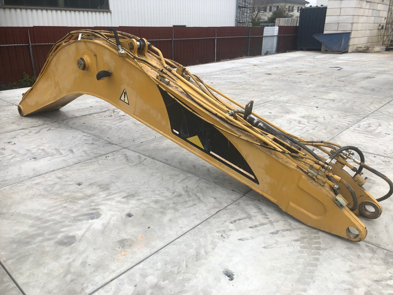Caterpillar 322B Excavator Boom OEM 1372894 - Flèche: photos 2 Caterpillar 322B Excavator Boom OEM 1372894 - Flèche: photos 2