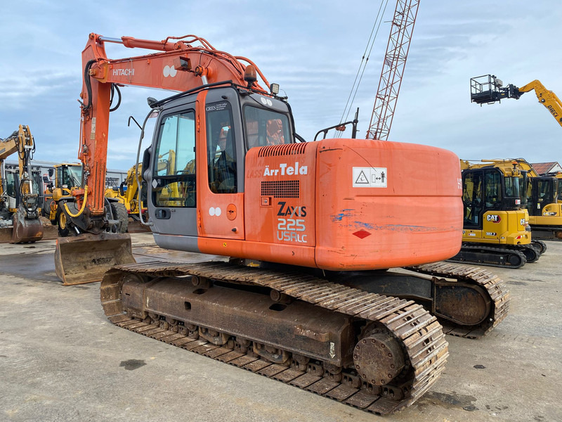 Hitachi ZX 225 USRLC NVT - Pelle sur chenille: photos 2 Hitachi ZX 225 USRLC NVT - Pelle sur chenille: photos 2