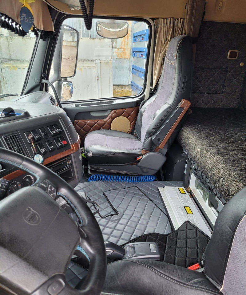 Volvo FH13 440AG - Tracteur routier: photos 4 Volvo FH13 440AG - Tracteur routier: photos 4