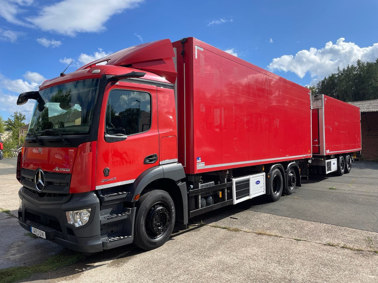 Mercedes-Benz Actros 2543 6x2 Kühlkoffer/CARRIER/KERSCHER/EU6d - Camion frigorifique: photos 3 Mercedes-Benz Actros 2543 6x2 Kühlkoffer/CARRIER/KERSCHER/EU6d - Camion frigorifique: photos 3