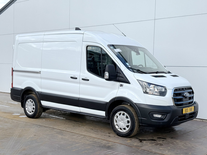 Ford E-Transit 75kWh 184PK 390 Elektrisch 75kWh 334km WLTP BEV Snelladen L2H2 Climate Control Tacho Carplay Camera Stoelverwarming Parkeersensoren voor achter - Fourgon utilitaire, Utilitaire électrique: photos 4 Ford E-Transit 75kWh 184PK 390 Elektrisch 75kWh 334km WLTP BEV Snelladen L2H2 Climate Control Tacho Carplay Camera Stoelverwarming Parkeersensoren voor achter - Fourgon utilitaire, Utilitaire électrique: photos 4
