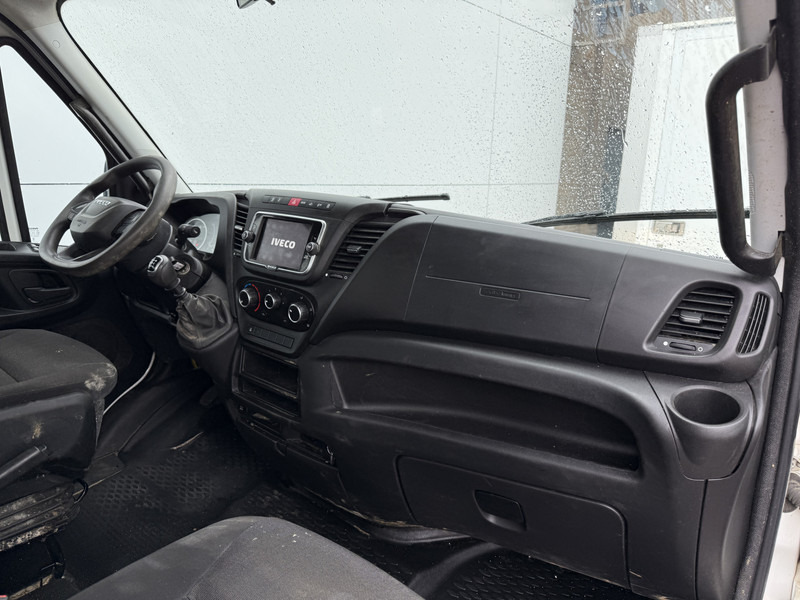 Utilitaire benne, Utilitaire double cabine Iveco Daily 35C16 3.0 Dubbele Cabine Kipper Mixto DoKa Dubbellucht Airco Navigatie Camera 3.5t Trekhaak Tipper Benne: photos 11