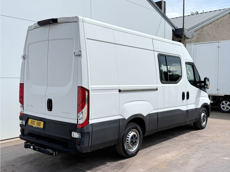 Iveco Daily 35S14 2.3 L2H2 Dubbele Cabine 7 Stoelen Mixto DoKa Airco Cruise Control Trekhaak 3.5t Lucht geveerde stoel - Fourgon utilitaire, Utilitaire double cabine: photos 3 Iveco Daily 35S14 2.3 L2H2 Dubbele Cabine 7 Stoelen Mixto DoKa Airco Cruise Control Trekhaak 3.5t Lucht geveerde stoel - Fourgon utilitaire, Utilitaire double cabine: photos 3
