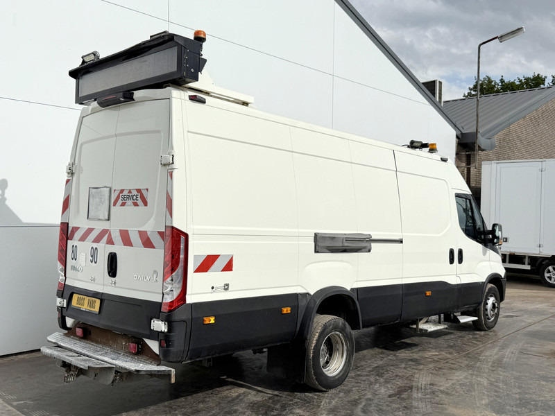 Iveco Daily 70C17 3.0 **Engine Broken** 3.0L L4H2 Dubbellucht Airco Cruise Control Dubbele Schuifdeuren Trekhaak 3.5t Tachograaf - Fourgon utilitaire: photos 4 Iveco Daily 70C17 3.0 **Engine Broken** 3.0L L4H2 Dubbellucht Airco Cruise Control Dubbele Schuifdeuren Trekhaak 3.5t Tachograaf - Fourgon utilitaire: photos 4