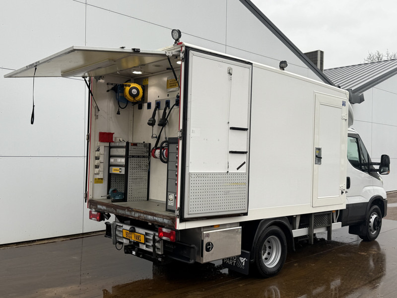 Iveco Daily Daily 70C18 3.0 *Service bus / Inbouw* LED Climate Control Cruise Control Tachograaf Standkachel Trekhaak Camera Stoelverwarming — crédit-bail Iveco Daily Daily 70C18 3.0 *Service bus / Inbouw* LED Climate Control Cruise Control Tachograaf Standkachel Trekhaak Camera Stoelverwarming: photos 10