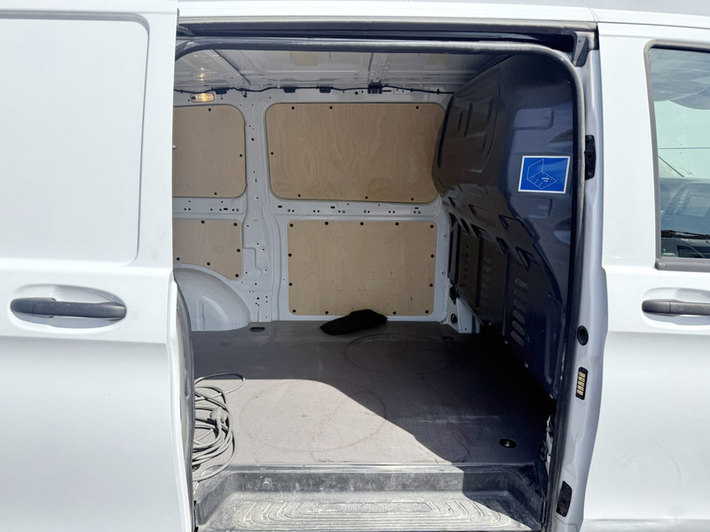 Fourgonnette, Utilitaire électrique Mercedes-Benz eVito 111 Elektrisch 41kWh 138KM WLTP Extra Lang Climate Control Camera Stoelverwarming: photos 10 Fourgonnette, Utilitaire électrique Mercedes-Benz eVito 111 Elektrisch 41kWh 138KM WLTP Extra Lang Climate Control Camera Stoelverwarming: photos 10