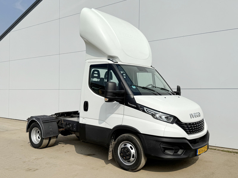 Iveco Daily 40C16 Automaat BE-Trekker BE Trekker BE Combi B-E Dubbellucht Airco Cruise - Tracteur routier: photos 4 Iveco Daily 40C16 Automaat BE-Trekker BE Trekker BE Combi B-E Dubbellucht Airco Cruise - Tracteur routier: photos 4