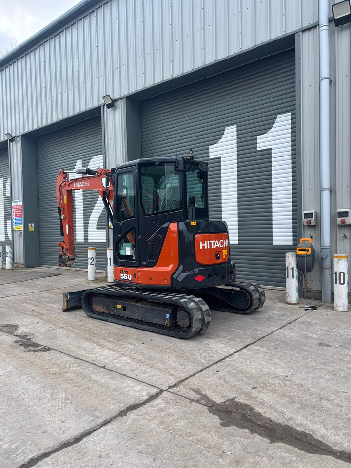 Hitachi ZX55U-6 CLR - Mini pelle: photos 3 Hitachi ZX55U-6 CLR - Mini pelle: photos 3