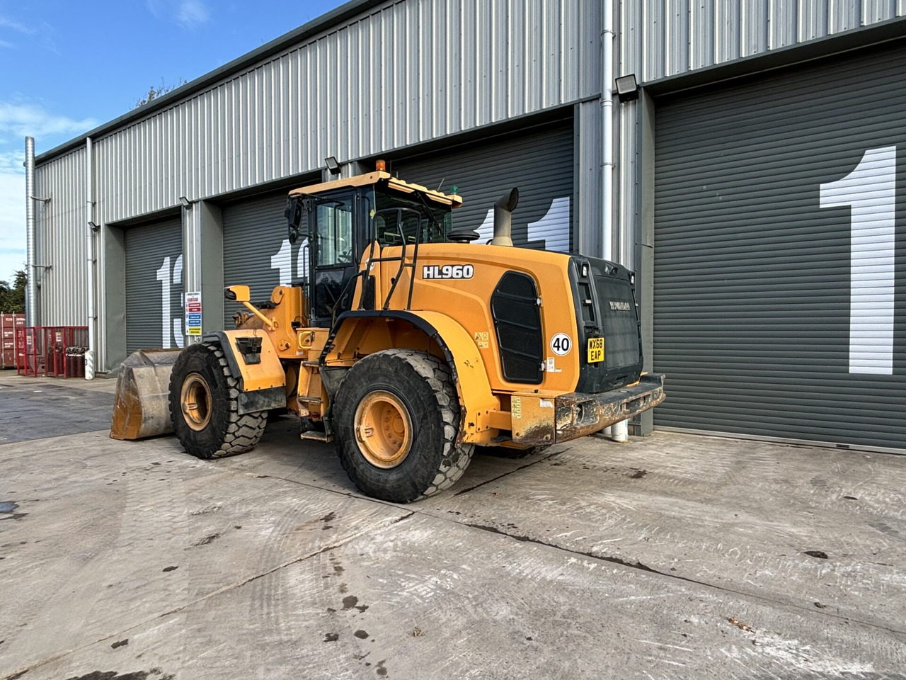 Hyundai HL960 - Chargeuse sur pneus: photos 3 Hyundai HL960 - Chargeuse sur pneus: photos 3