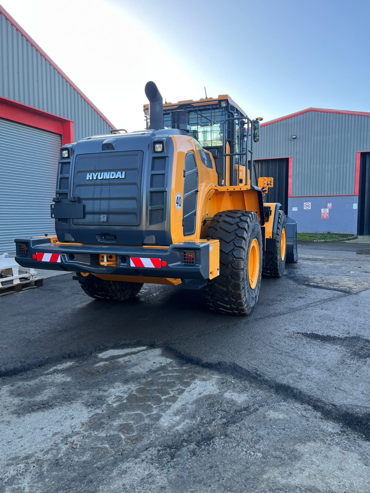 Hyundai HL960A - Chargeuse sur pneus: photos 5 Hyundai HL960A - Chargeuse sur pneus: photos 5