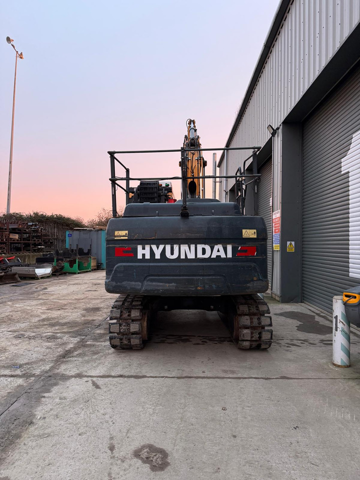 Hyundai HX140L HRC - Pelle sur chenille: photos 4 Hyundai HX140L HRC - Pelle sur chenille: photos 4